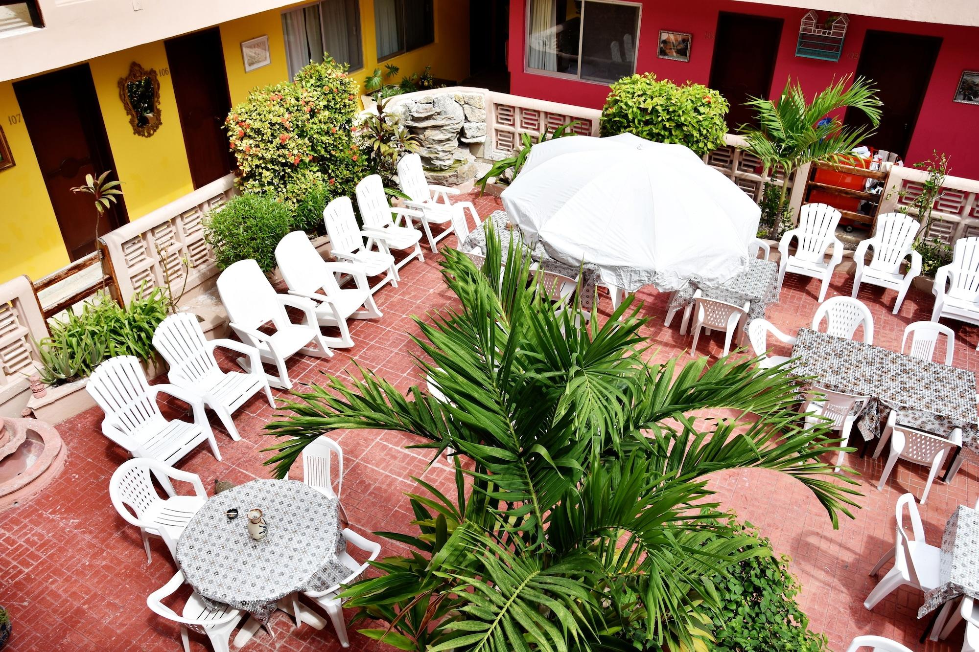 Hotel Mary Carmen Косумель Экстерьер фото