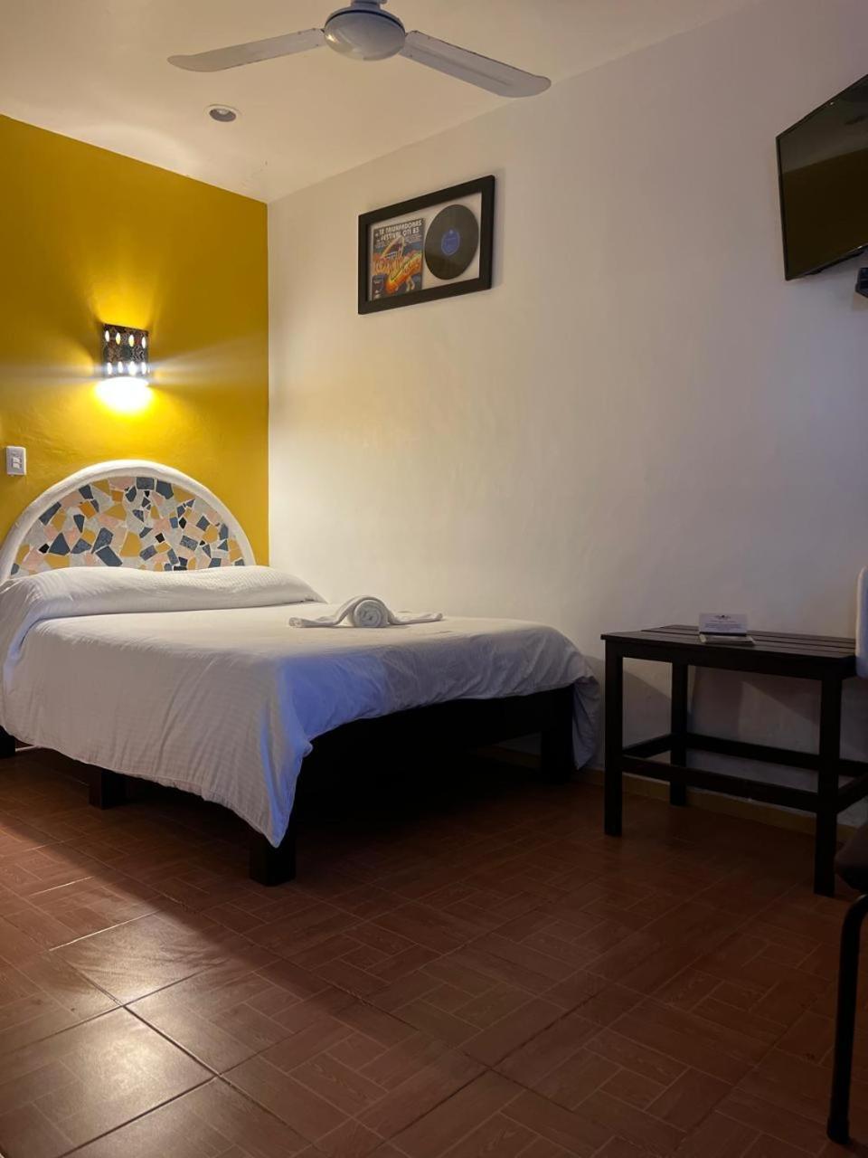 Hotel Mary Carmen Косумель Экстерьер фото